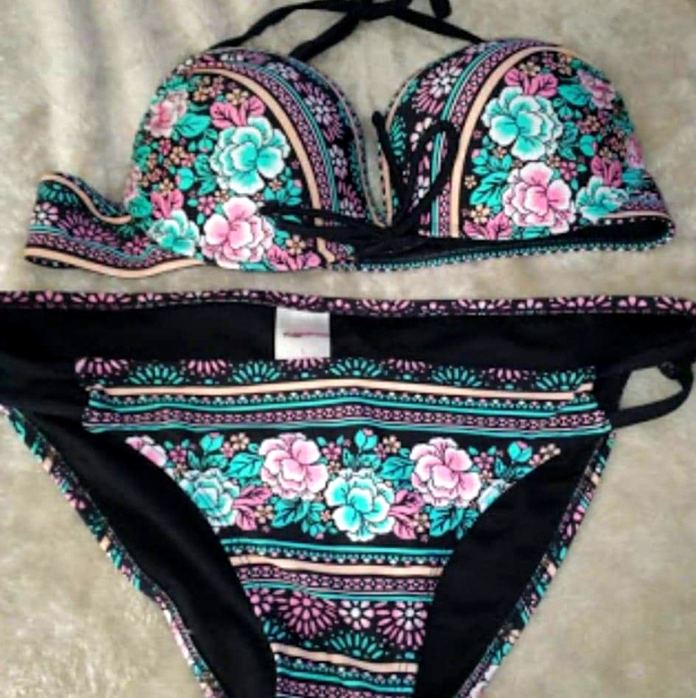 Bathing suit